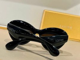 Picture of Loewe Sunglasses _SKUfw45526869fw